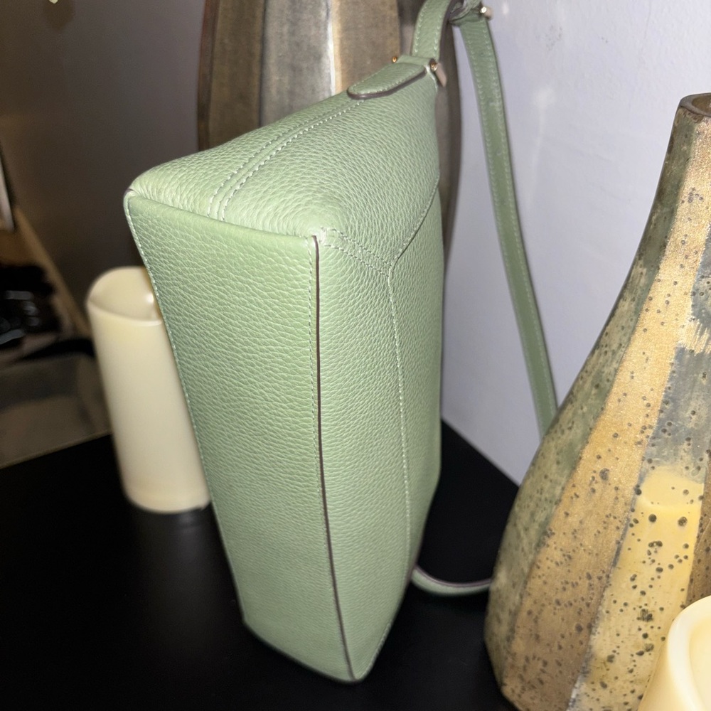 Kate Spade Lena Small Shoulder Bag. - Picture 9 of 9